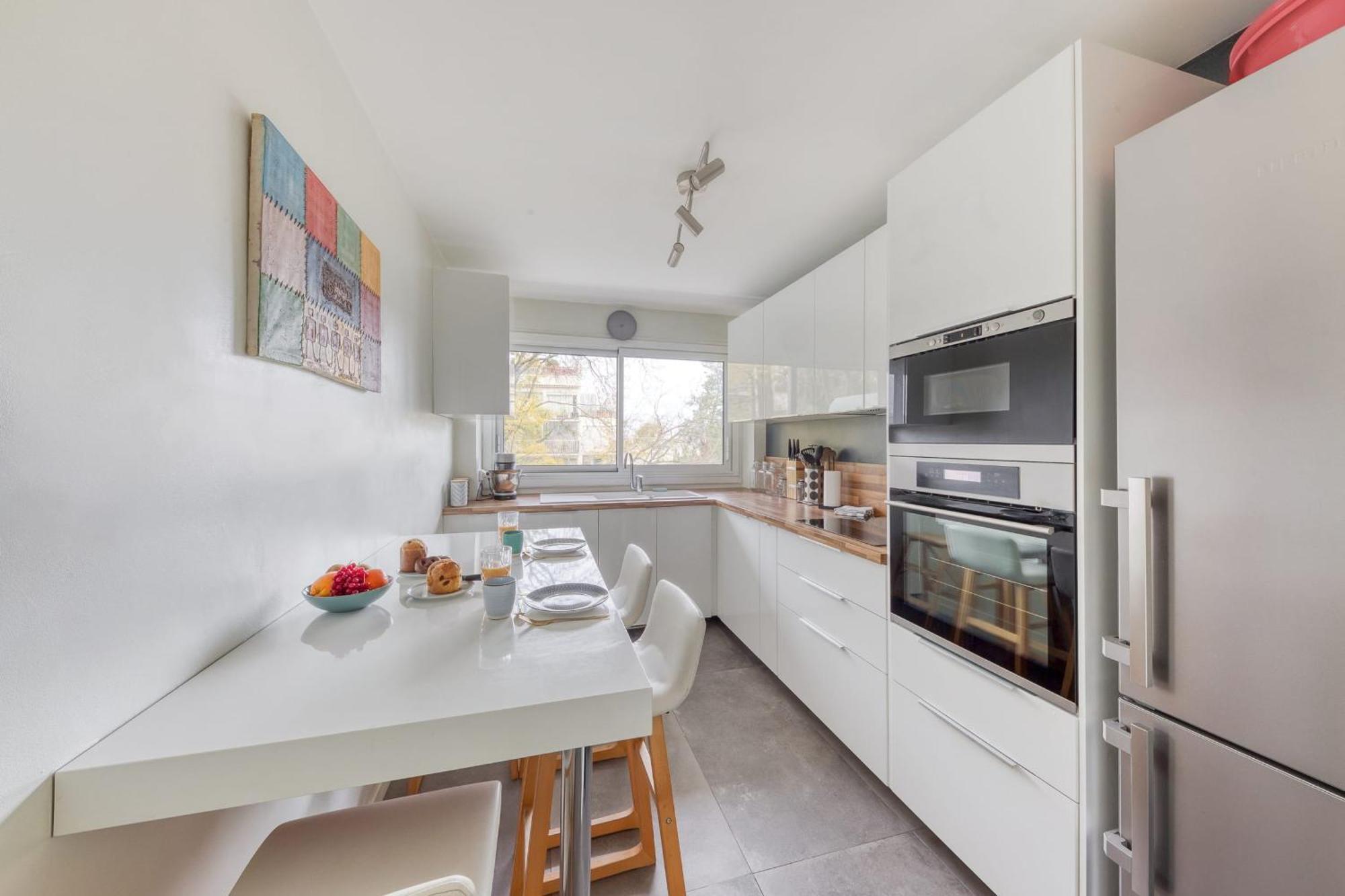 Grand Appartement Spacieux - Proche Paris Sèvres Extérieur photo
