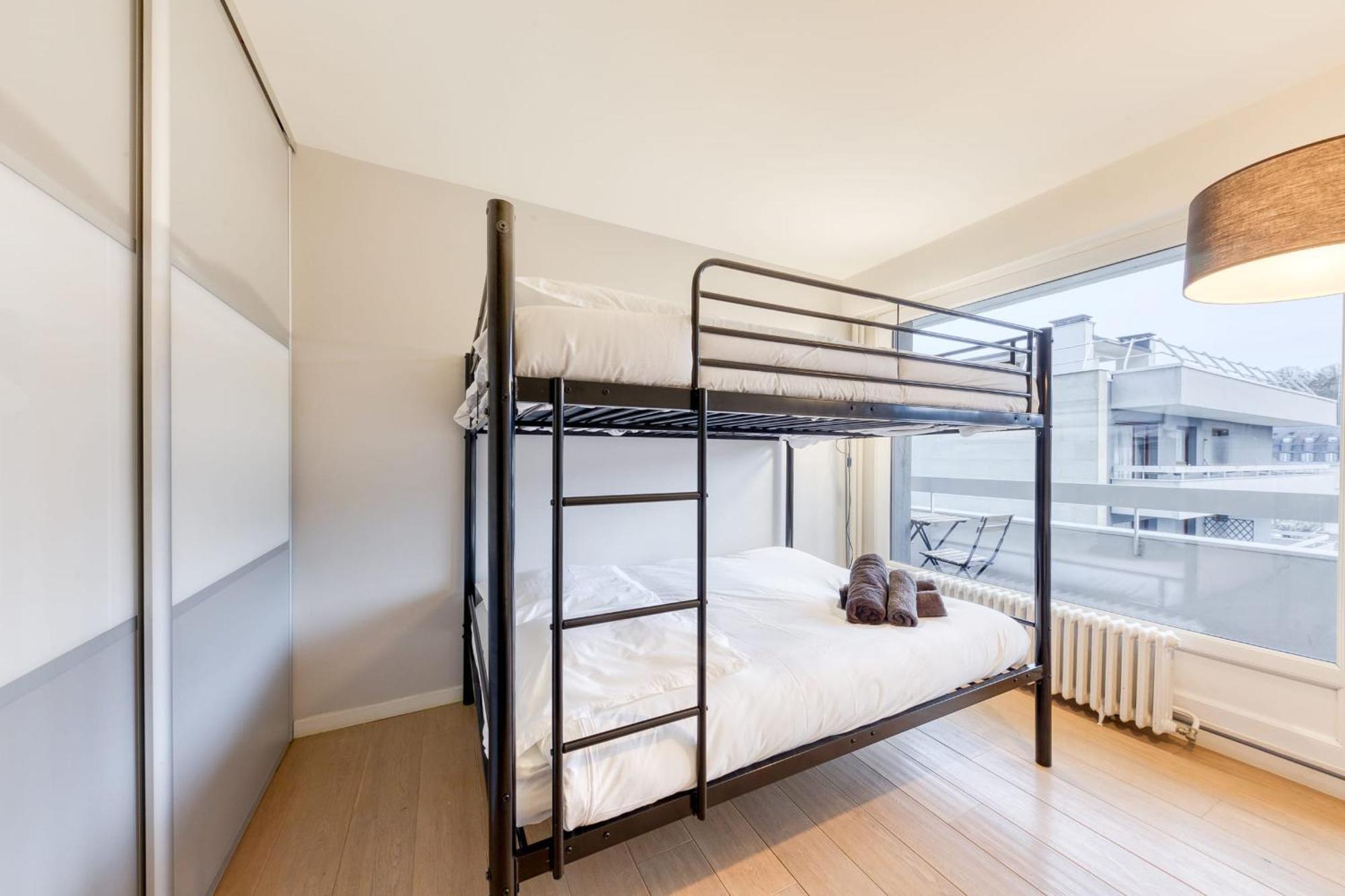 Grand Appartement Spacieux - Proche Paris Sèvres Extérieur photo
