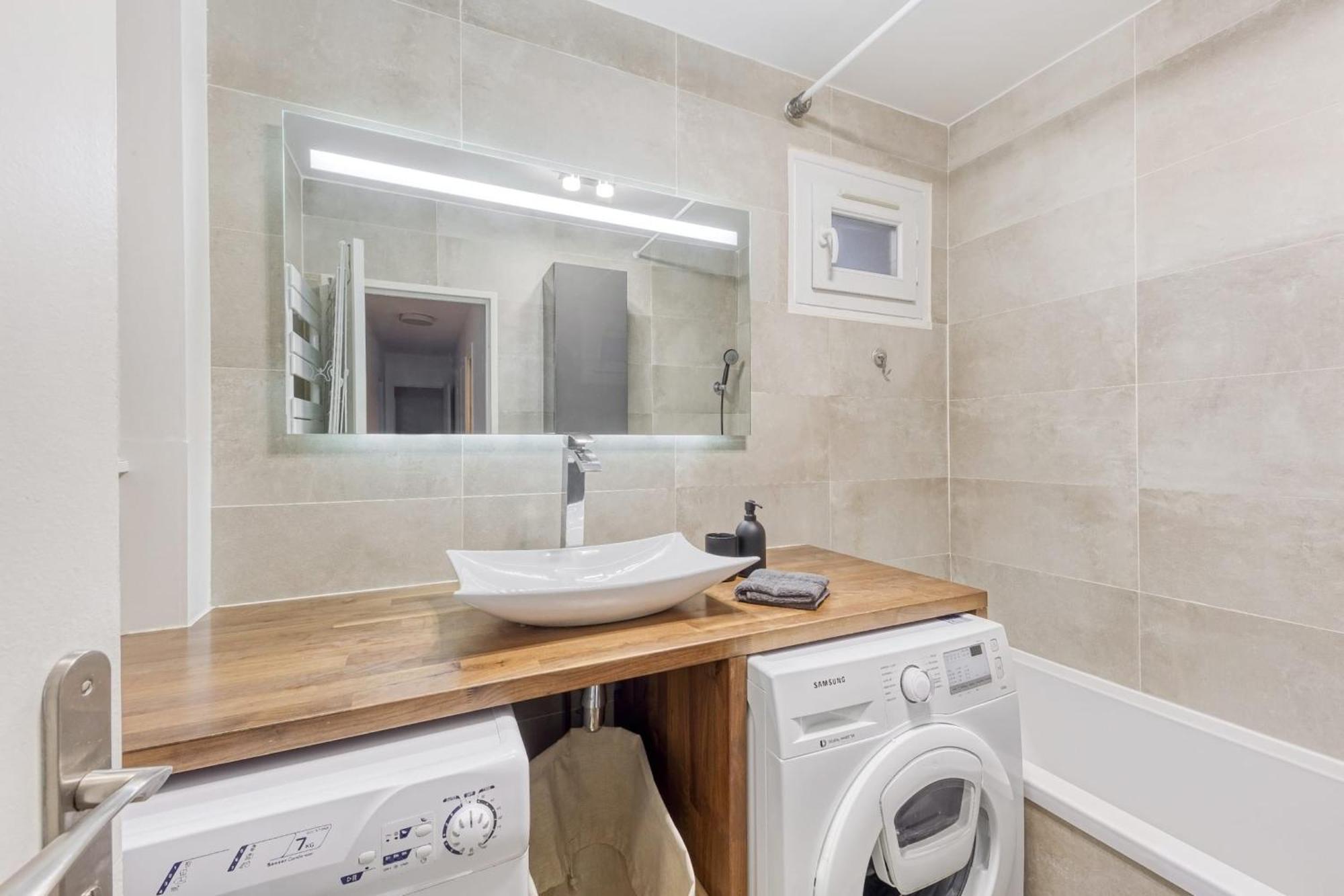 Grand Appartement Spacieux - Proche Paris Sèvres Extérieur photo